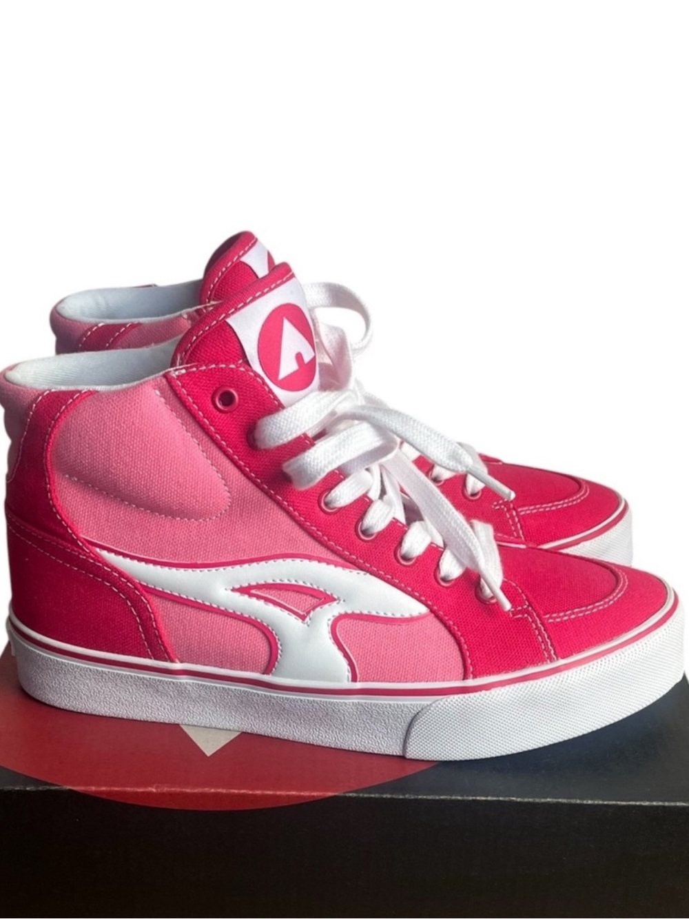 AIRWALK Hayden Pink High Tops Sneakers- Size 6 - Picture 3 of 15